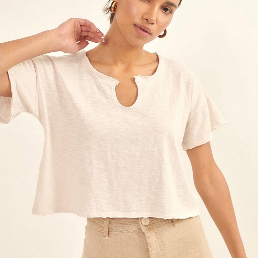 Raw edge cotton short sleeve crop top